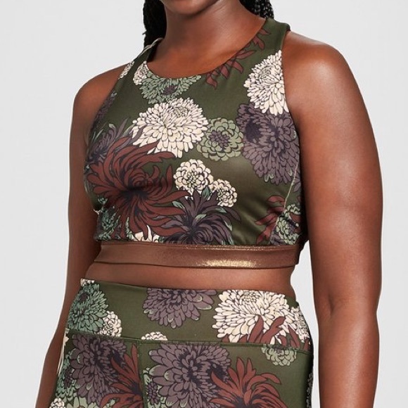 New floral sports top in Médium - Picture 1 of 8